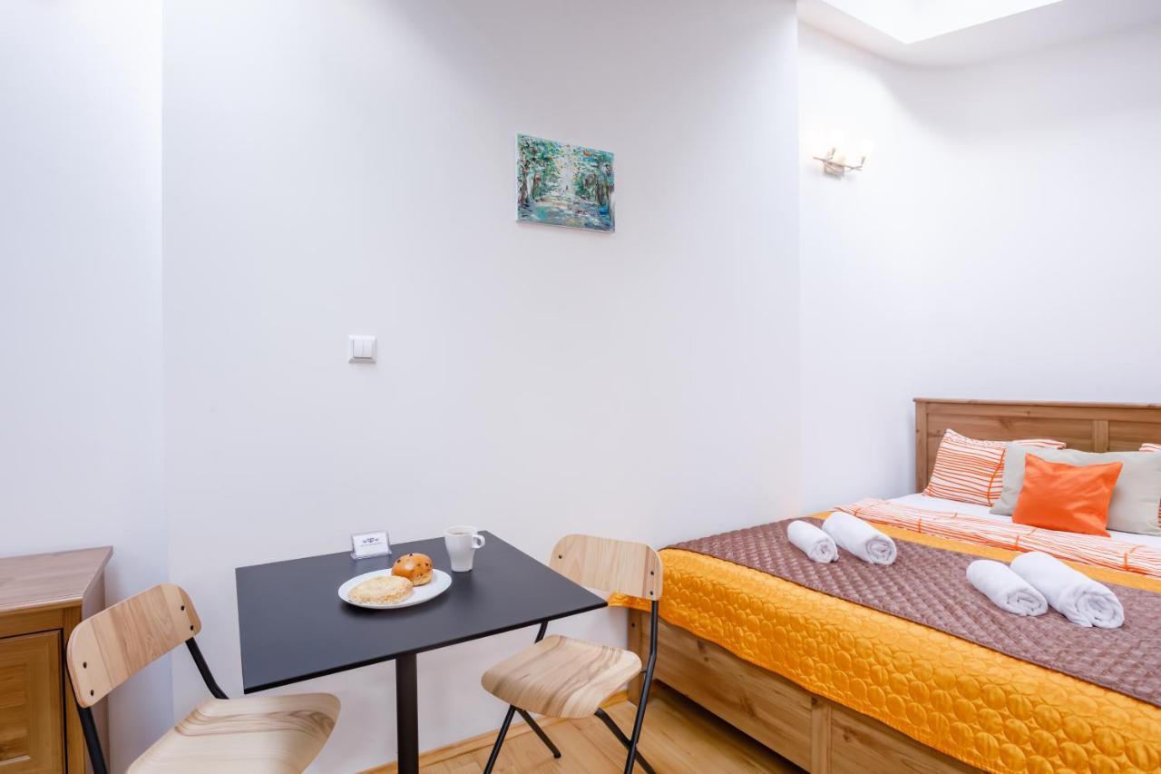 Ok Main Square Apartments คราคูฟ ภายนอก รูปภาพ